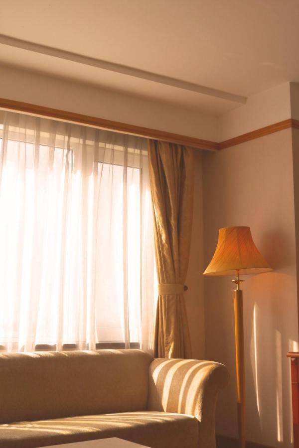 A25 Luxury Hotel Hanoi Exterior photo