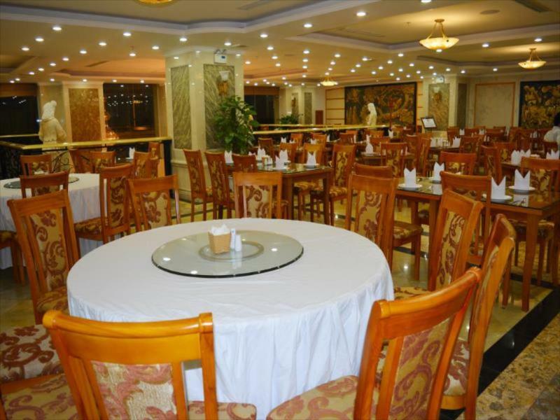 A25 Luxury Hotel Hanoi Exterior photo